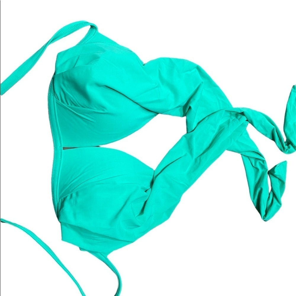 La Vie en Rose bikini top